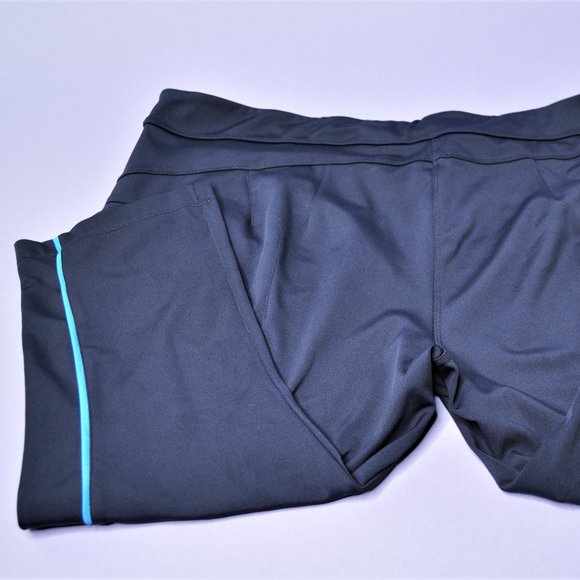 Magic Fit Navy Blue Cropped Fitness Leggings - Picture 3 of 4